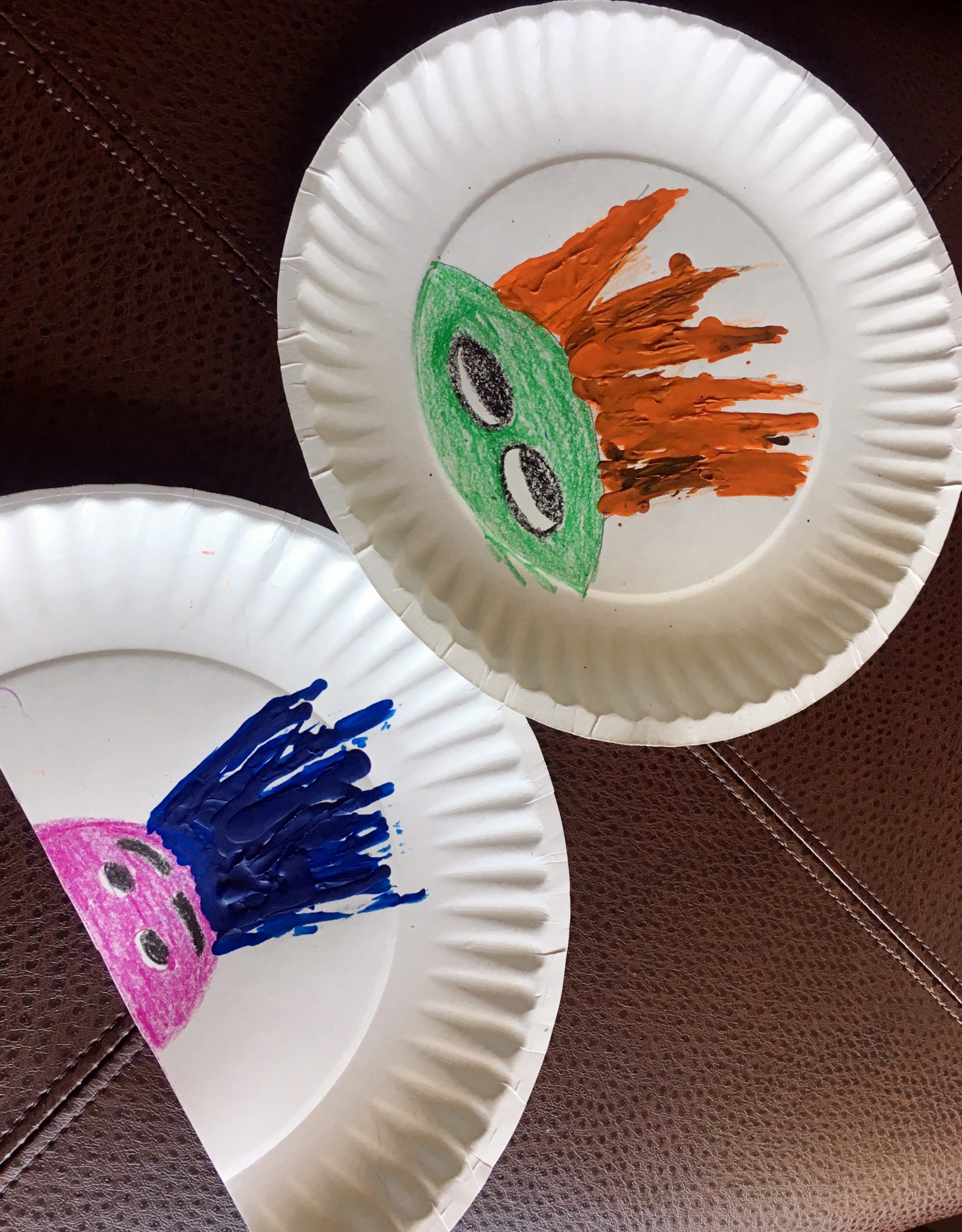 Trolls-Melted-Crayon-Craft-QueMeansWhat.com